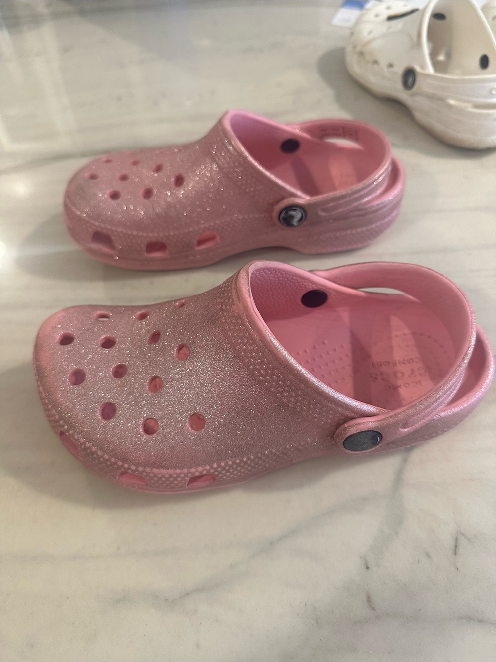CROCS Kids Clogs in White and Pink Glitter - Picture 10 of 11